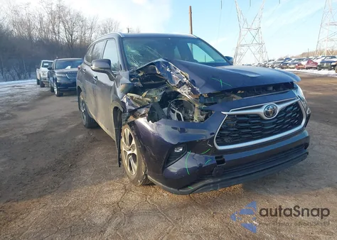 2021 Toyota Highlander Xle from USA, damaged, VIN 5TDGZRBH2MS076771